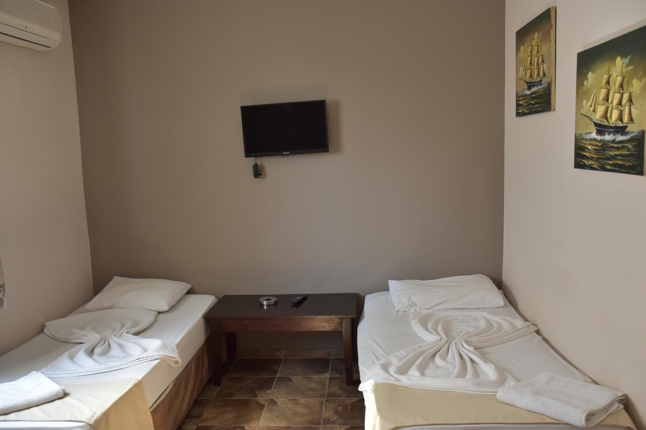 Ozcan Pansiyon Marmaris Exterior foto